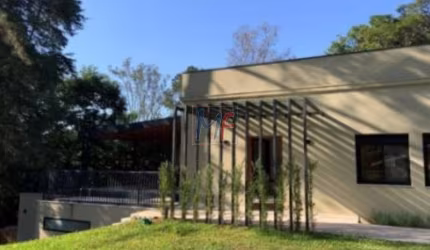 Excelente Casa em condomínio fechado em Atibaia, 405 m²  a.u., 1.200 me  a.t., 6 dorms., ( 5 suíte), 6 vagas, terraço, piscina, deck. REF: 18.717