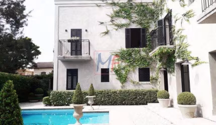 REF: 11.576 Maravilhosa casa  720 m² de terreno, mobiliada 4 dorms (  4 suítes) 3 vagas, área de lazere segurança no Resid. Alphaville 3.