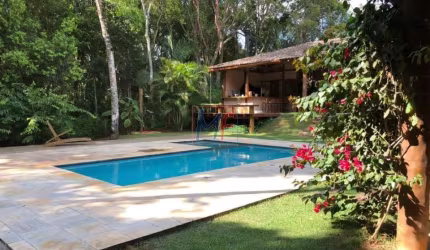 Excelente Casa em Condominio no bairro Ressaca, Ibiúna, 280 m²  a.c., com 3 dorms, (sendo 3 suítes), 4 banheiros, 4 vagas. REF: 19.074