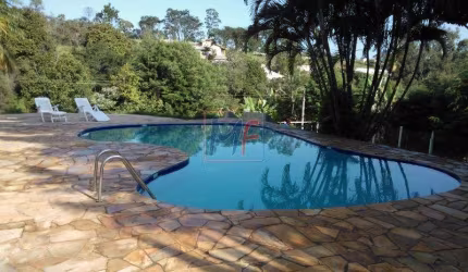 REF 9386 Linda Casa em Cond. para Venda no bairro Chácara Nova Essen, 3 dorms, sendo 1 suíte, 3 vagas, 700 m , piscina. Estuda permutas!
