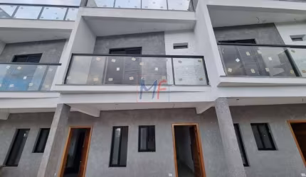 Excelente Sobrado em Condomínio bairro Massaguaçu, com 173 m²  a.u., 2 dorm, (2 suíte), terraço com vista para o mar ,1 vaga. REF: 17.884