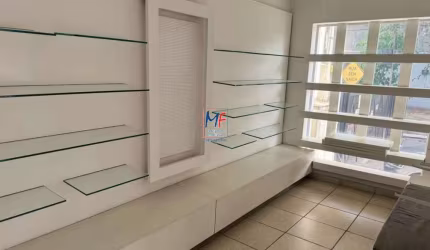 Excelente Casa Comercial Aclimação,  254 m² a.c., 195 m2 terreno , 6 dorms., 2 banheiros, 3 vagas de garagem. REF: 20.550