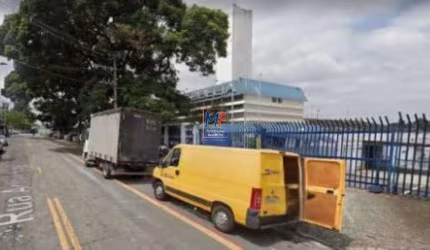 Excelente Terreno localizado Jd. Arpoador, com 20.251 m2 e 13.439 m² de área construída. ZONEAMENTO: ZPI-1. REF: 20.517