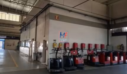 Excelente Armazém  na Vila Anhanguera, KM 23,4 , com  8.290 m² de área total  , muito bem localizado. REF 20.783