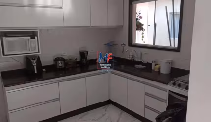Excelente casa na Mooca, com 160m² a.u., 2 dormitórios (1 suíte), 2 salas, cozinha, área de serviço, churrasqueira, quintal. Prox. Av. Salim Farah Maluf (REF 20.823)