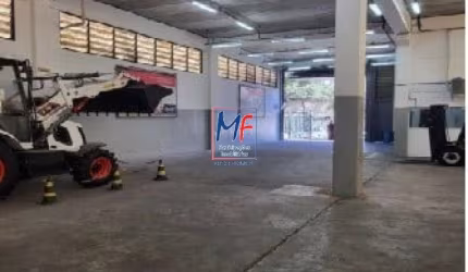 Excelente Galpão no Bairro do Limão, com 1.412m² de área útil, o espaço conta com 1 doca, área administrativa e 1 banheiro. REF 20.915