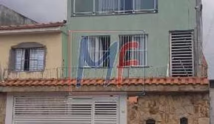 REF: 2517 - Belo sobrado no bairro Jardim Japão, com 4 dorms (1 suíte), 2 banheiros, escritório, biblioteca, churrasqueira, quintal, 3 vagas.
