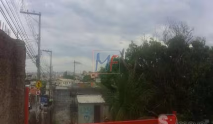 REF 4476 - Terreno com  5 casas  e uma área construida de  1.640  m2  muito bem localizado  em Casa Verde Alta!