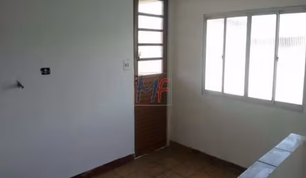 REF 5952 - Excelente imóvel com duas casas no mesmo terreno , total de 3 dorms, 2 banheiros, 2 vagas, próximo ao shopping Anália Franco!
