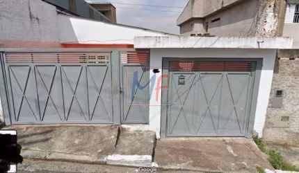 Casa térrea, 120 m², a.u, com 2 dorms, cozinha, fundo com área de serviço, corretor, 2 vagas na Vila Caju. (REF: 6.567)