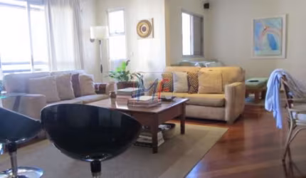 REF: 7743 - Excelente apartamento com Vila Suzana com 3 quartos (1 suíte), sala, cozinha planejada, repleto armários, varanda e 2 vagas.