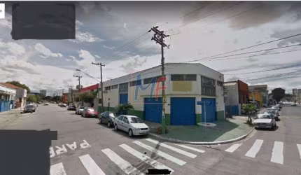 REF 10.129  Ótimo Terreno com 997 m² e  994  m² A.C. para Venda no bairro Vila Maria Baixo. Zoneamento ZC ,  Estuda permuta.