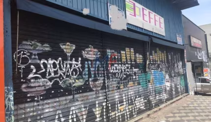 REF 10.979 Ótima Loja com 250 m² de área útil no bairro Santana, ideal para comércios, possui 2 banheiros, documentação tudo em ordem.