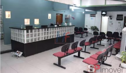 REF: 10.980 Maravilhoso Prédio  comercial  , era antiga clinica médica 450 m², 23 salas,5 salas de espera, 4 escritórios, 1 cozinha  em  Santana.