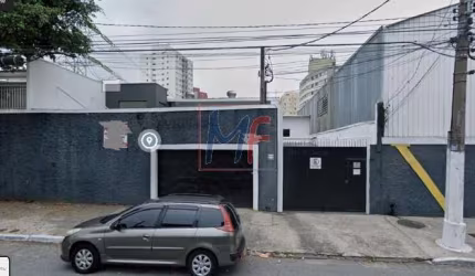 REF 11.890 Locação de 16 Salas no bairro Jardim das Laranjeiras, com copa, 3 vagas, 498 m² A.C., 531 m² de terreno, testada 20 mts.