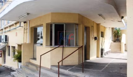 REF  12.724 Excelente Galpão, localizado no bairro Vila Leopoldina, com 9230 m² de A.C e 9771 m² de A.T. Estuda propostas.