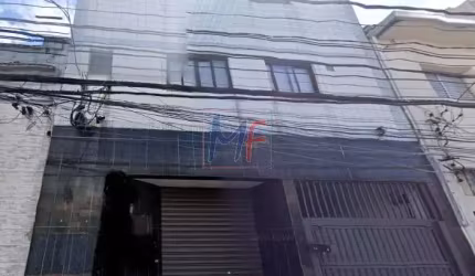 Excelente Prédio Comercial no bairro Centro, com 15 vagas, 14 salas independentes, salão de 400 m², 16 banheiros, 1207 m² . REF: 13.361