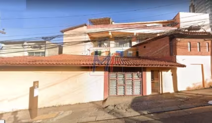 Excelente Hotel  localizado  no bairro Bosque da Saúde, 641 m² a.c, 366 m²  terreno ,  Frete 10 m². ZONEAMENTO: ZC. REF: 13.398