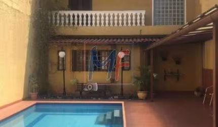 REF: 13.925 - Linda casa na Vila Graciosa com tres suítes, lavabo, salas, cozinha, piscina, escritório, salão com churrasqueira e 8 vagas .