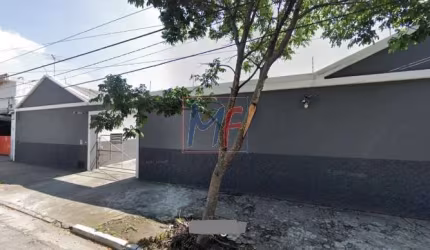 Excelente terreno no  Belenzinho de 1.132 m² e área construída 1.250 m², galpão em U, testada 30 mts, zoneamento ZEU.  Aceita pequena parte permutas. REF: 14.114 -