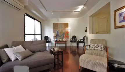 REF: 14.130 - Lindo apartamento na Vila Morumbi com 132 m² com 2 quartos sendo 1 suíte, armários embutidos, varanda, 2 vagas fixas.