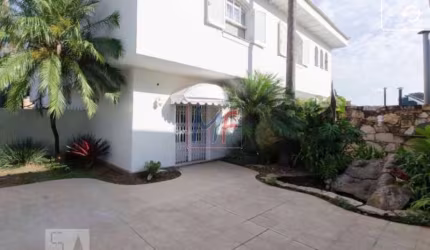 REF- 14.388 Excelente Casa Assobradada Alto Padrão  no bairro Jardim São Bento, 577 m² a.c , 568 m² a.t , 5 dorms,sendo  3 suítes e 5 vagas,