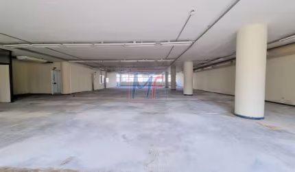 REF: 14.570 - Laje comercial na Republica com 553 m², vão livre no contra piso com ar-condicionado, sala de TI, sala de reunião , banheiros.