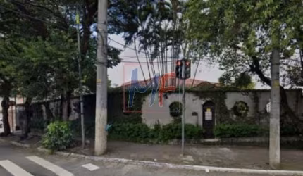 REF: 11.528 - Excelente terreno de esquina Tatuapé com 1.836 m² , e área construída de 710 m², testada 31,35 m². Zoneamento: ZC.