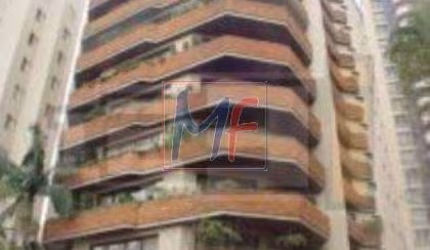 REF: 10.704 - Lindo apto no Pacaembu com 370 m², sendo 4 suítes, varanda, salas, bar, lavabo, escritório, cozinha, área de serviço, 4 vagas.