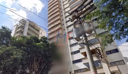 Excelente apartamento na Vila Alexandria, com 273 m²  a.u., vista sensacional, 4 quartos (2 suítes) sala, cozinha, 3 vagas e lazer. REF: 15.669