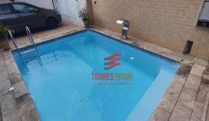 Sobrado 3 dormitórios com piscina  no Bairro da Aparecida Santos -SP
