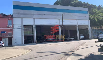 Excelente galpão na entrada de Santos localização estratégica!!!!!