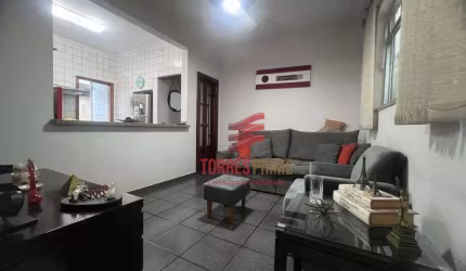 Apartamento Térreo 2 dormitórios São Vicente.