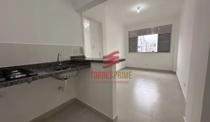 Apartamento com 1 dormitório, reformado, localizado no Bairro do Embaré/Santos.