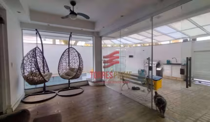 Casa com 3 dormitórios à venda, 155 m² por R$ 2.100.000,00 - Embaré - Santos/SP