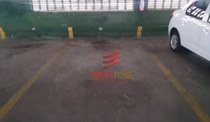 Garagem à venda no Embaré em Santos, Frente a praia