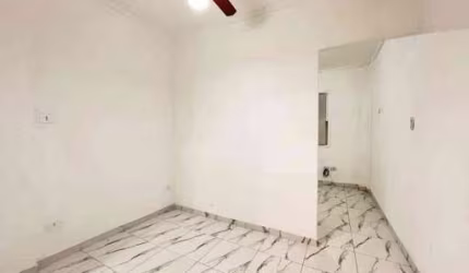 Kitnet com 1 dormitório à venda, 34 m² por R$ 295.000,00 - Aparecida - Santos/SP