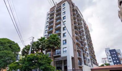 Apartamento com 1 quarto  para alugar, 33.00 m2 por R$1900.00  - Portao - Curitiba/PR