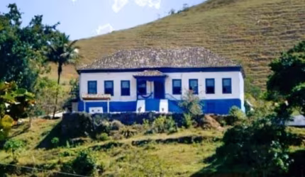 Grande fazenda, São 300 alqueires para criação de gado e cafeicultura, no sul do ES