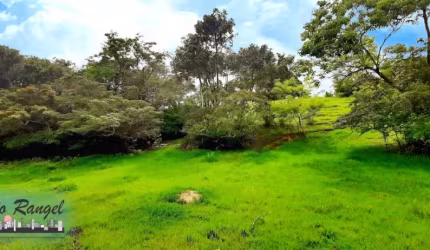 Chacara/Sitio em Caxeta, ao lado do primeiro retorno, baratissimo