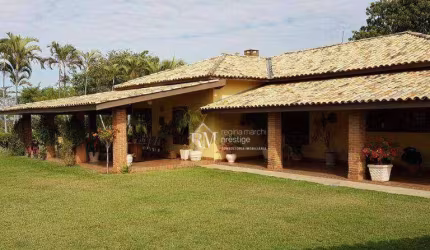 Belo haras com excelente infraestrutura à venda no Buru em Salto/SP!!