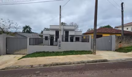 Casa para Venda em Colombo, São Dimas, 2 dormitórios, 1 suíte, 1 banheiro