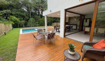 Casa Duplex com 4 quartos, 4 suítes à venda, 189 m² por R$ 2.300.000 - Praia do Forte - Mata de São João/BA