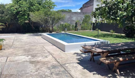 Casa  Maravilhosa  Alto  Padrão  3  Dormitórios  3  Suítes  à  Venda   250 m²   R$ 1.600.000,00 - Estrada Do Coco - Lauro de Freitas/BA