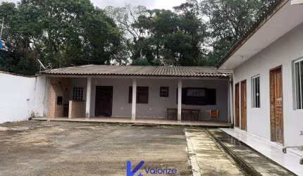 Casa a venda na Praia