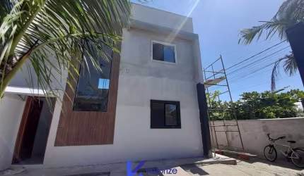 Sobrado a venda na praia 3 quartos