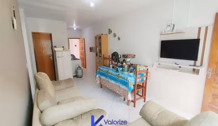 Casa com 02 Dormitórios