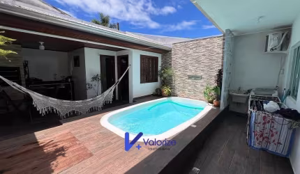 Casa com Piscina Aconchegante em Ipanema 2 Quartos