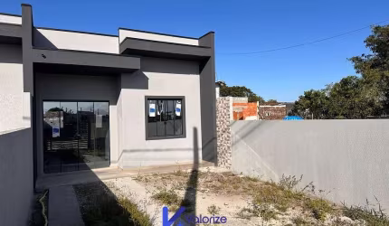Casa 2 dormitórios próximo à rodovia em Canoas