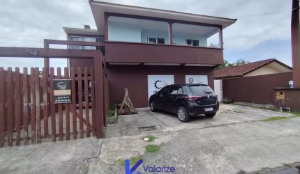 Sobrado a venda na praia 04 quartos